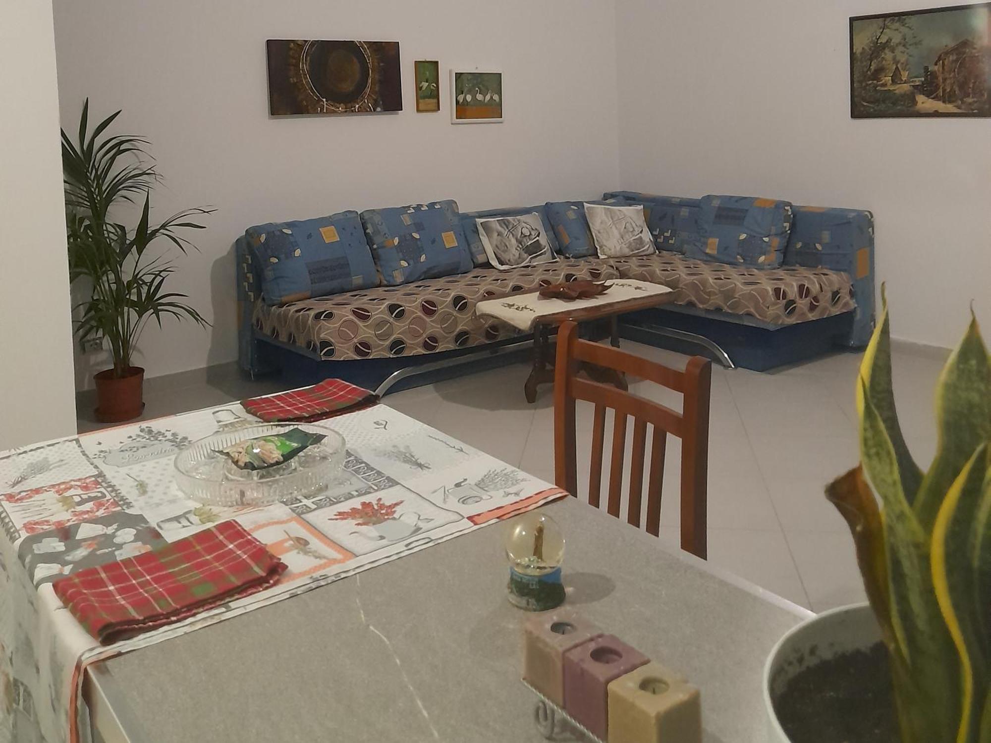 Гостевой дом A&A House Берат Экстерьер фото